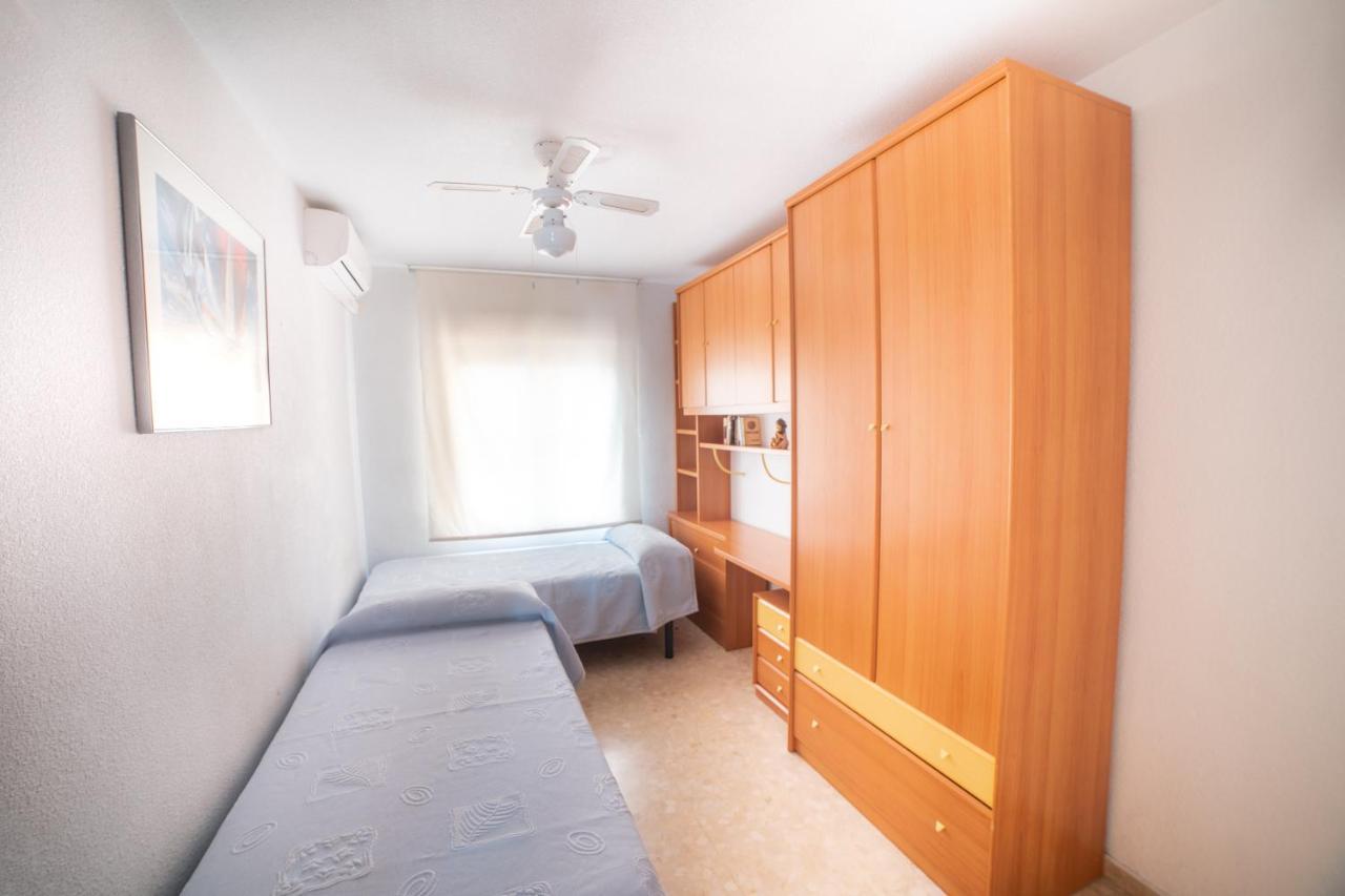 Apartamento Con Piscina Y Terraza A 50 Metros De La Playa Roquetas de Mar Bagian luar foto